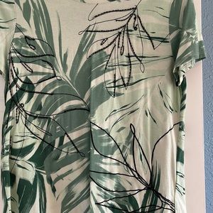 Nice tshirt worn once